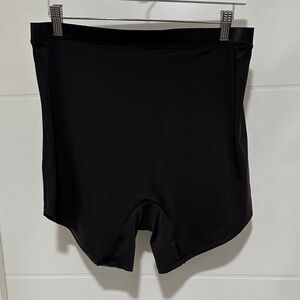 NWOT Torrid Size 3 Shapewear High-Rise Black Women's Shorts